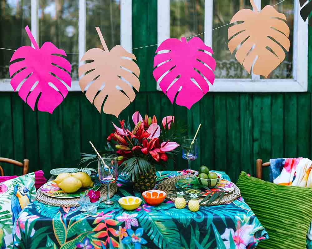 Hosting a Garden Party: 6 Easy Ways to be an Awesome Host – Click & Grow EU