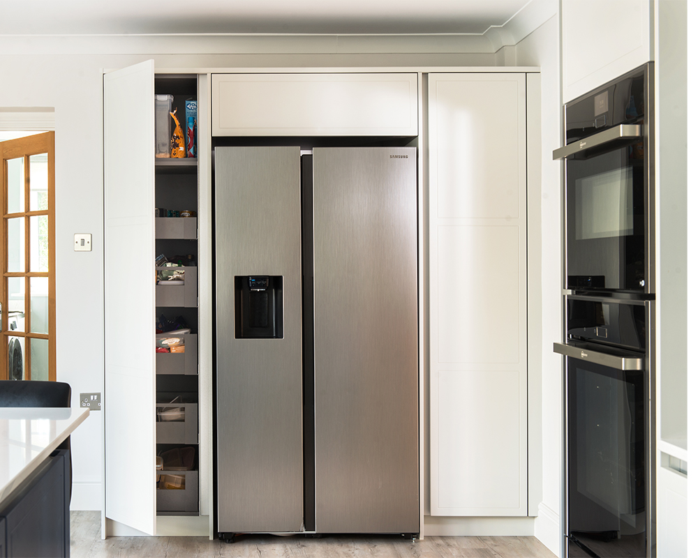 Clever food storage & sleek built in appliances