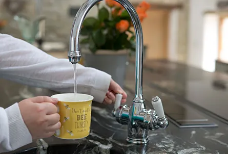 Hot water tap instead of a kettle